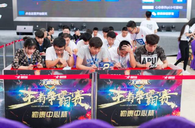 LPL夏季赛W3D1：D组大乱斗开始！ Weibo Gaming vs Ultra Prime ，AL再战NIP