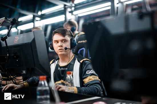 rookie ：今天FPX的状态比我们要好很多